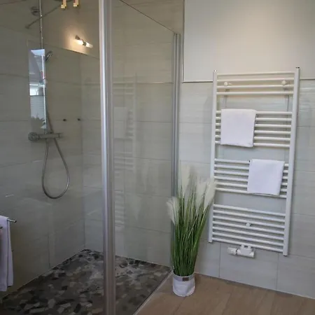 Casa Fortuna Modern Retreat Holiday home